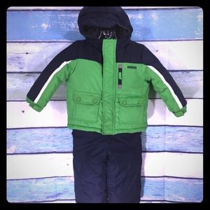 Boys 24 Months Hooded Winter Coat and Snow Pants